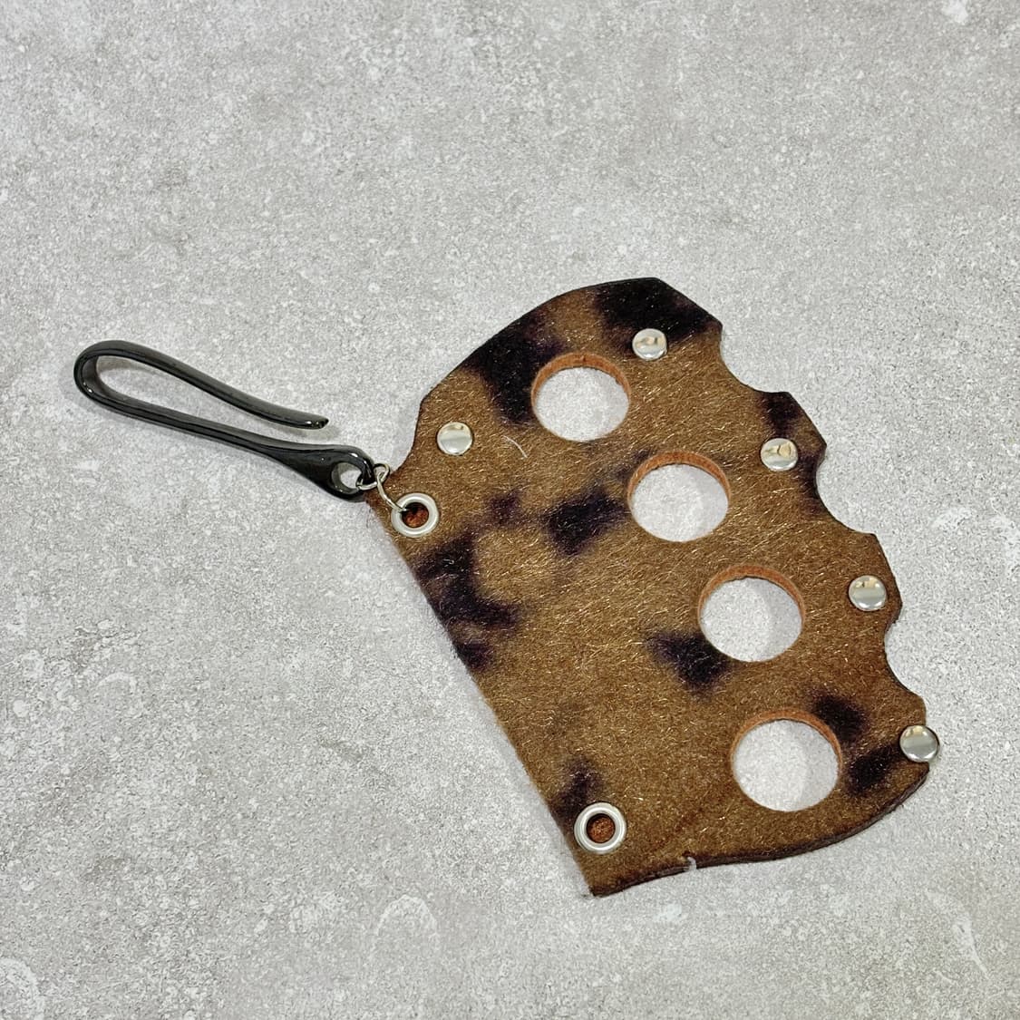 Oribell 레오파드 호피 송치털 파워 너클 키링 열쇠고리 상품이미지5