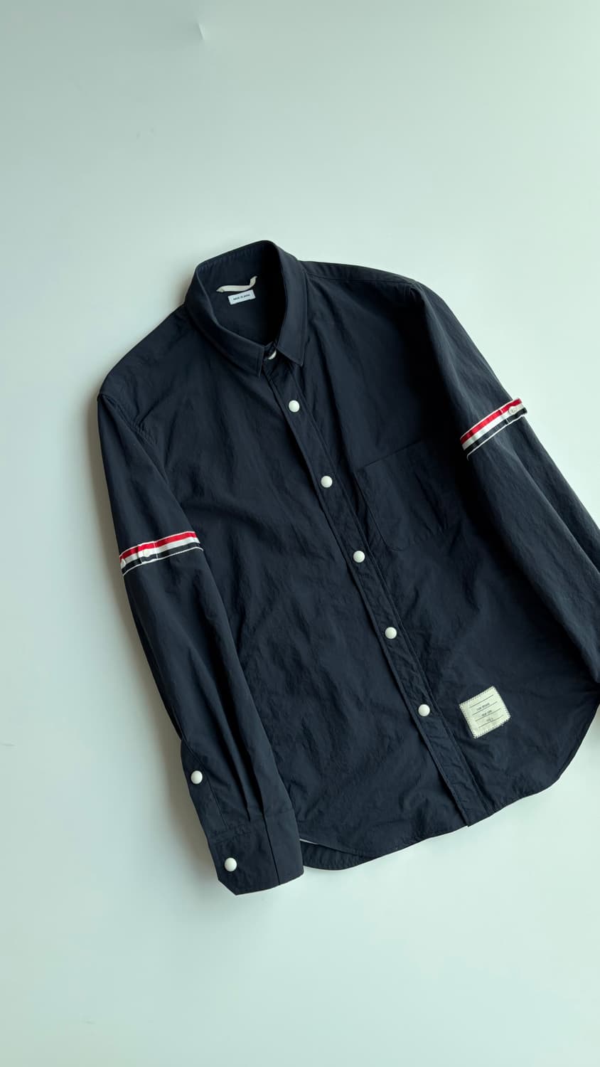 톰브라운 나일론 암밴드 셔츠 자켓 상품이미지1