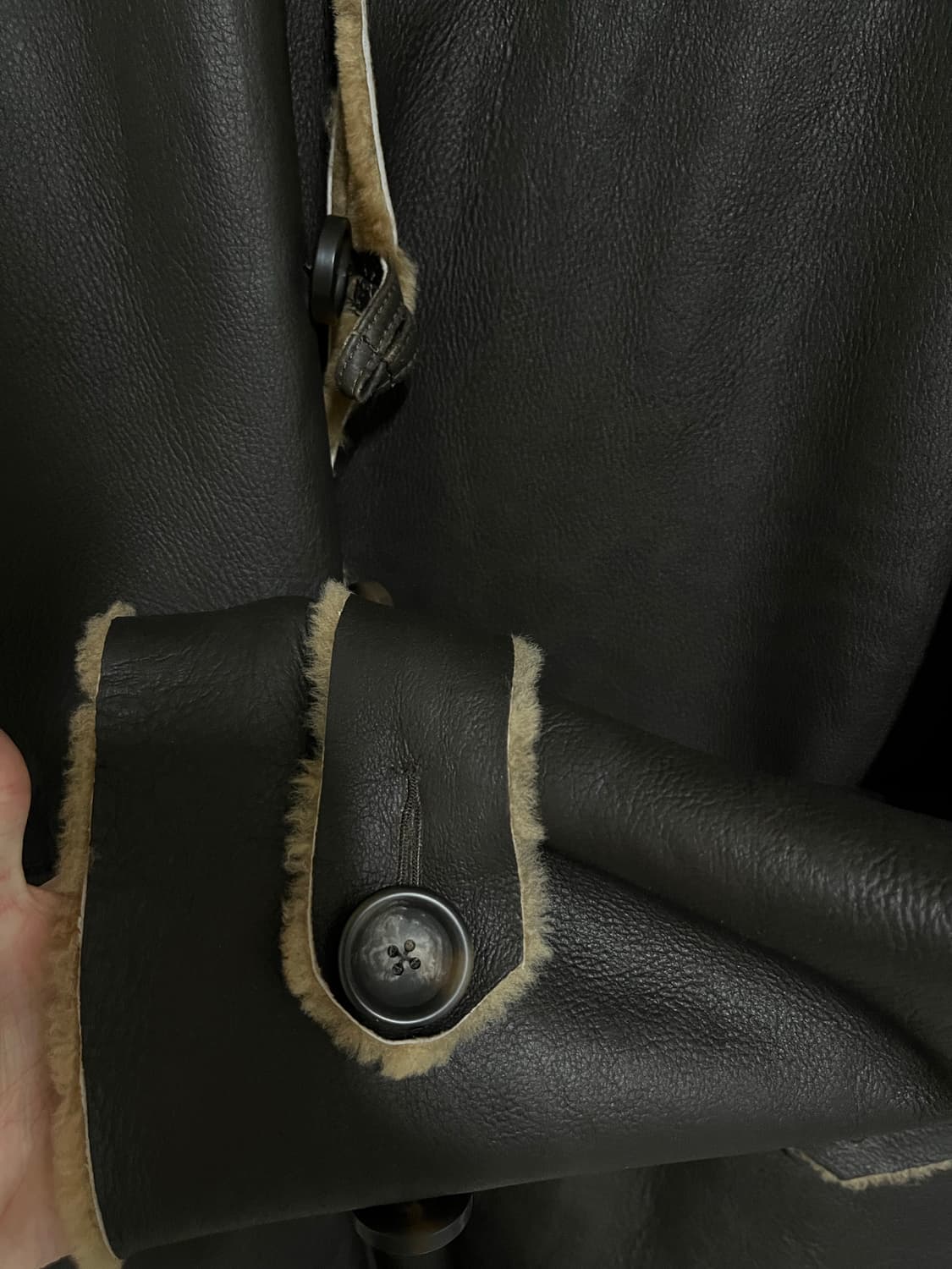 니들스 ecw 무톤 레더 코트 상품이미지5