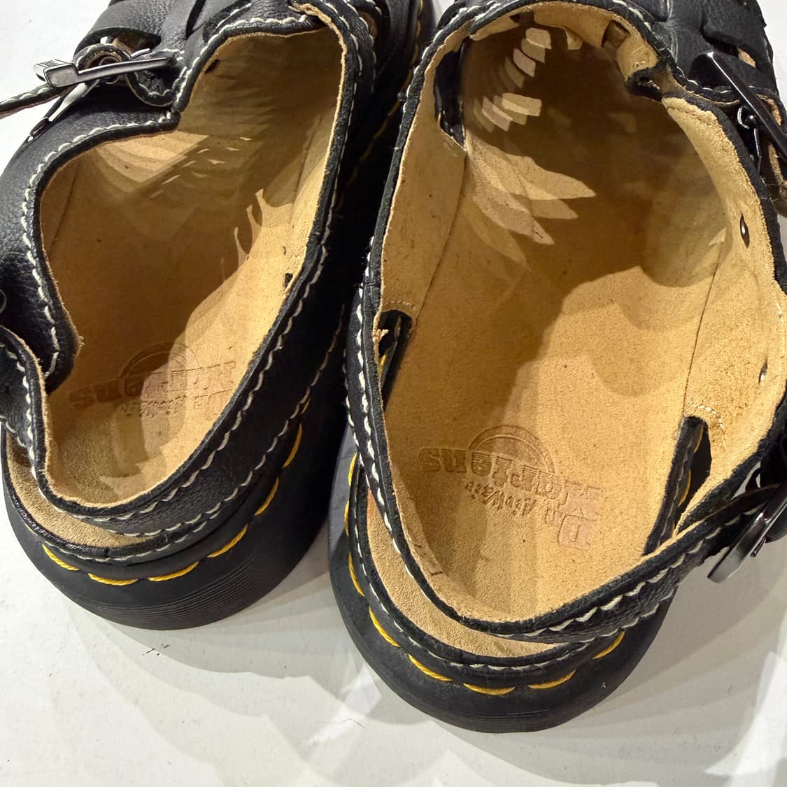 [260mm] 닥터마틴 8002 ARC 모노 샌들 상품이미지3