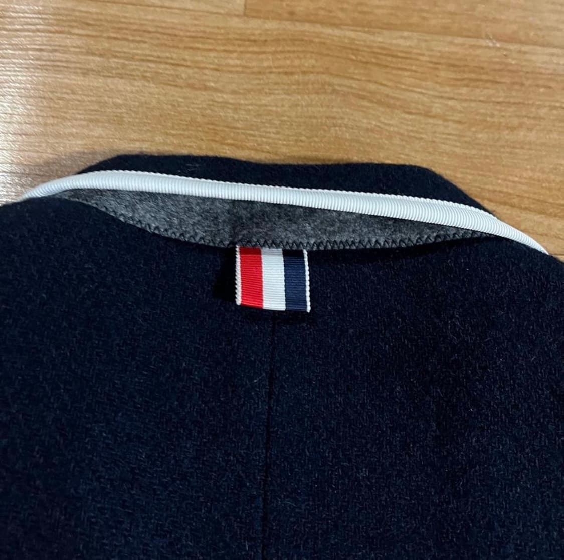 [95/97] 톰브라운x니만마커스 블레이저 상품이미지8