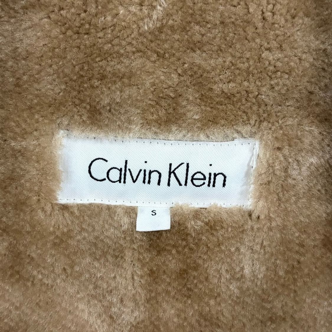 캘빈클라인진스 폭스퍼 스웨이드 케이프 v3085 상품이미지8