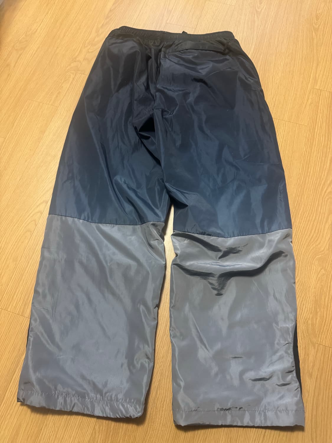 슈프림 x 엄브로 그라디언트 트랙 팬츠 M 상품이미지2