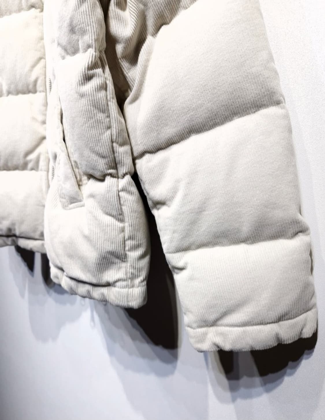 ARKET 아르켓 코듀로이 덕다운 패딩 상품이미지6