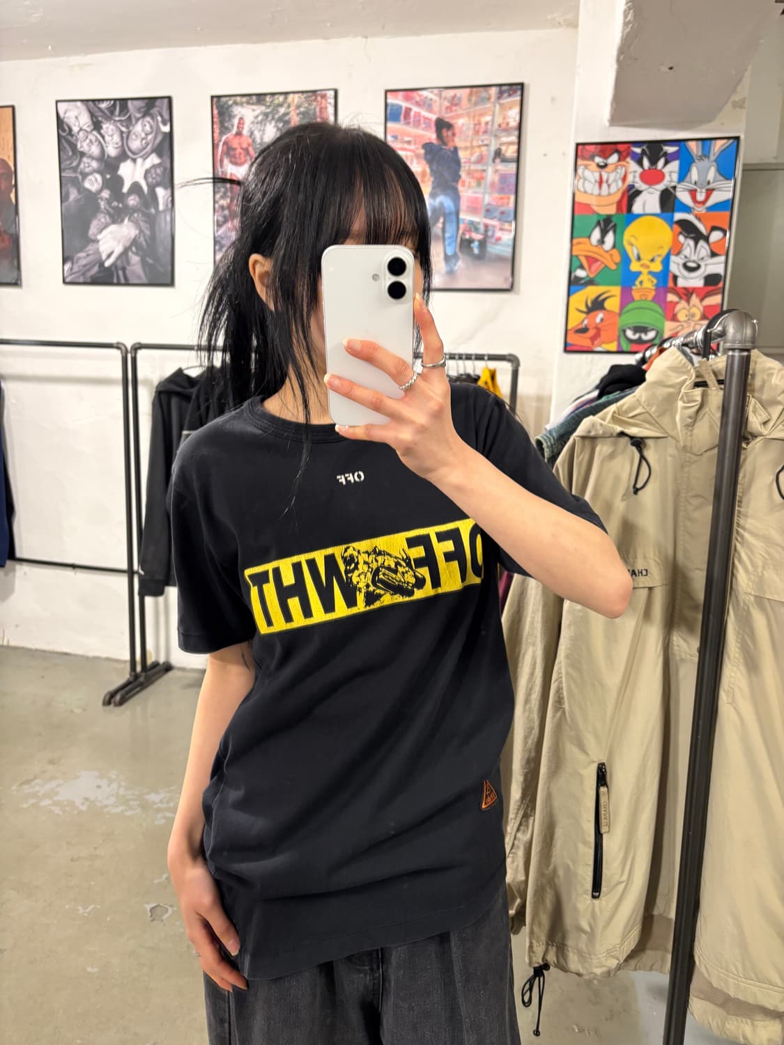 오프화이트 반팔  상품이미지2