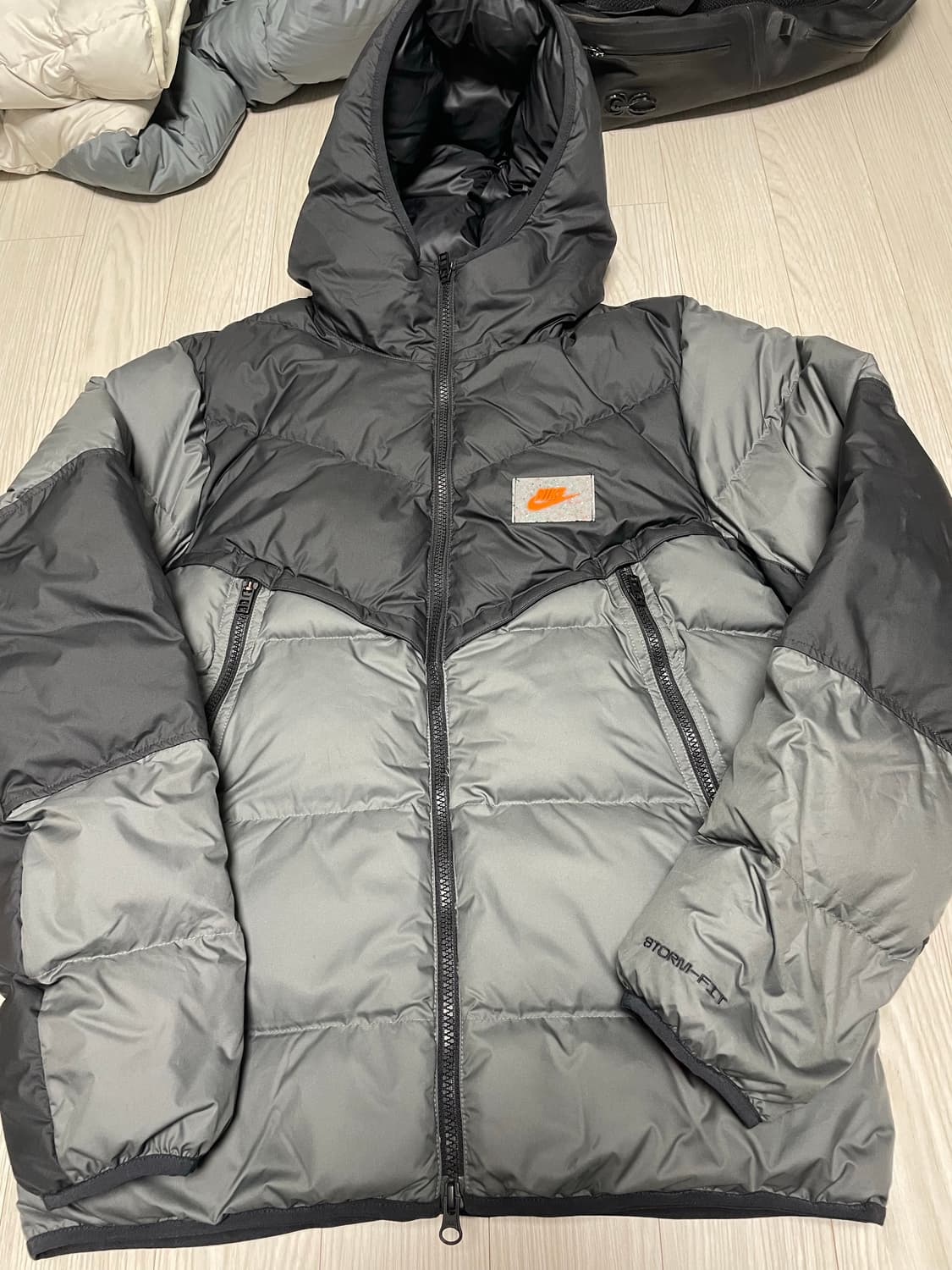 나이키 패딩 상품이미지1