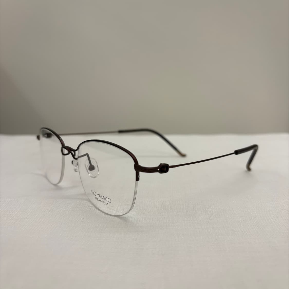 KIO YAMATO 키오야마토 브라운 반무테 상품이미지2