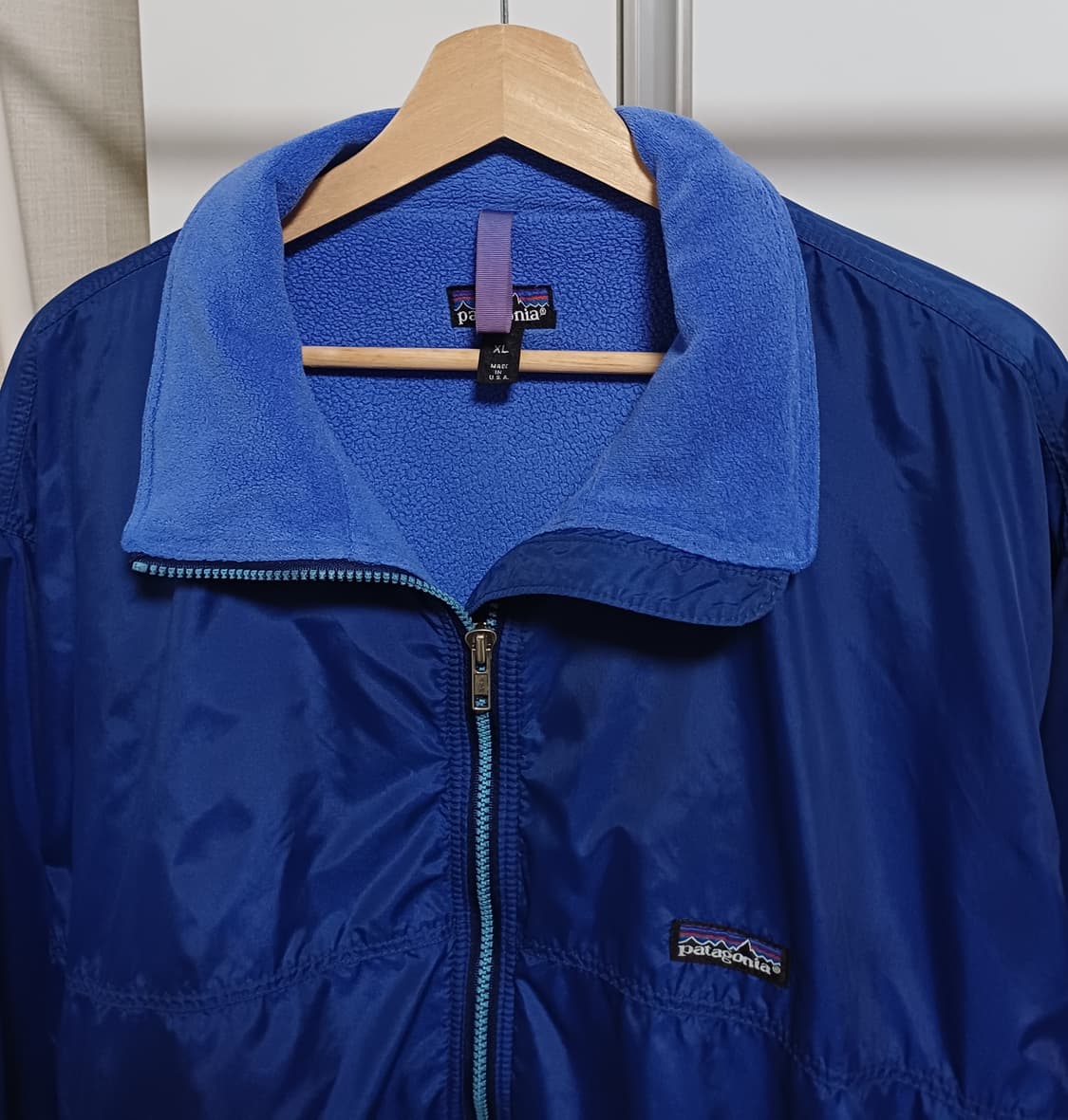 🇺🇸 [XL] 파타고니아 쉘드 신칠라 봄버 자켓 - 딥 블루 상품이미지2