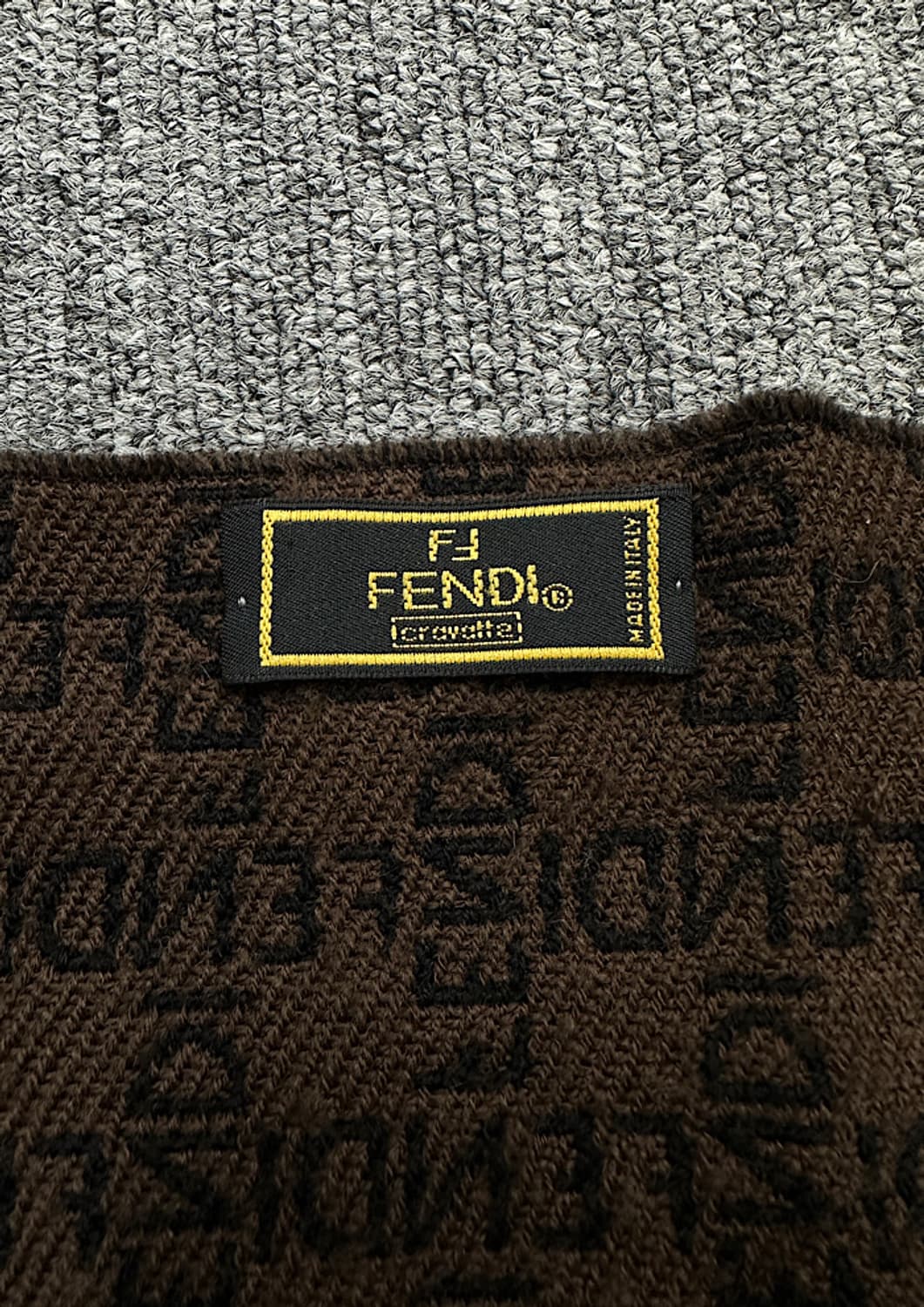 펜디 머플러  상품이미지2