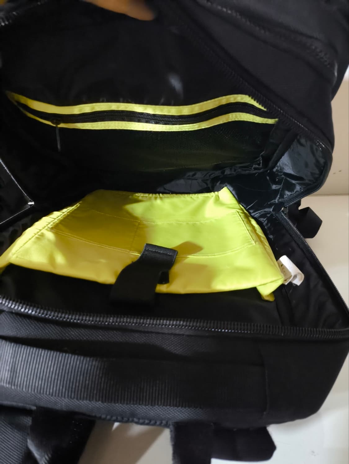 빈폴 확장형 노트북 백팩 상품이미지10