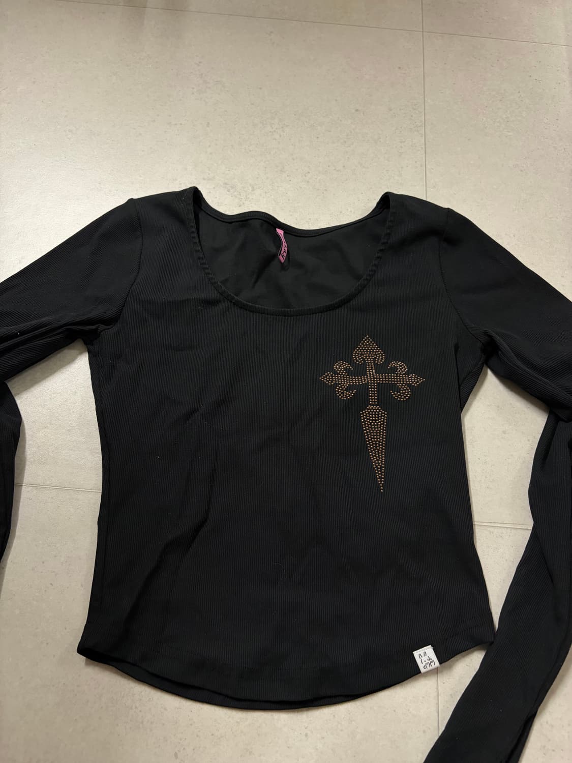 eessay 에세이 긴팔 티셔츠 상품이미지1