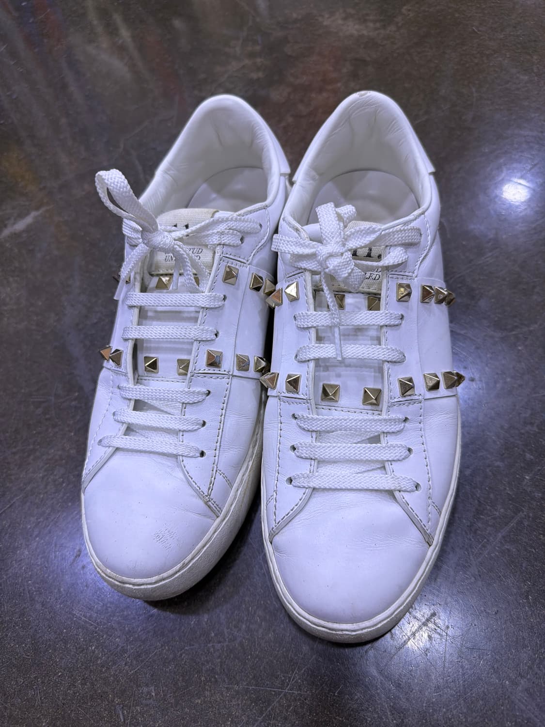 발렌티노 락스터드 히든 우먼스 스니커즈 39 상품이미지2