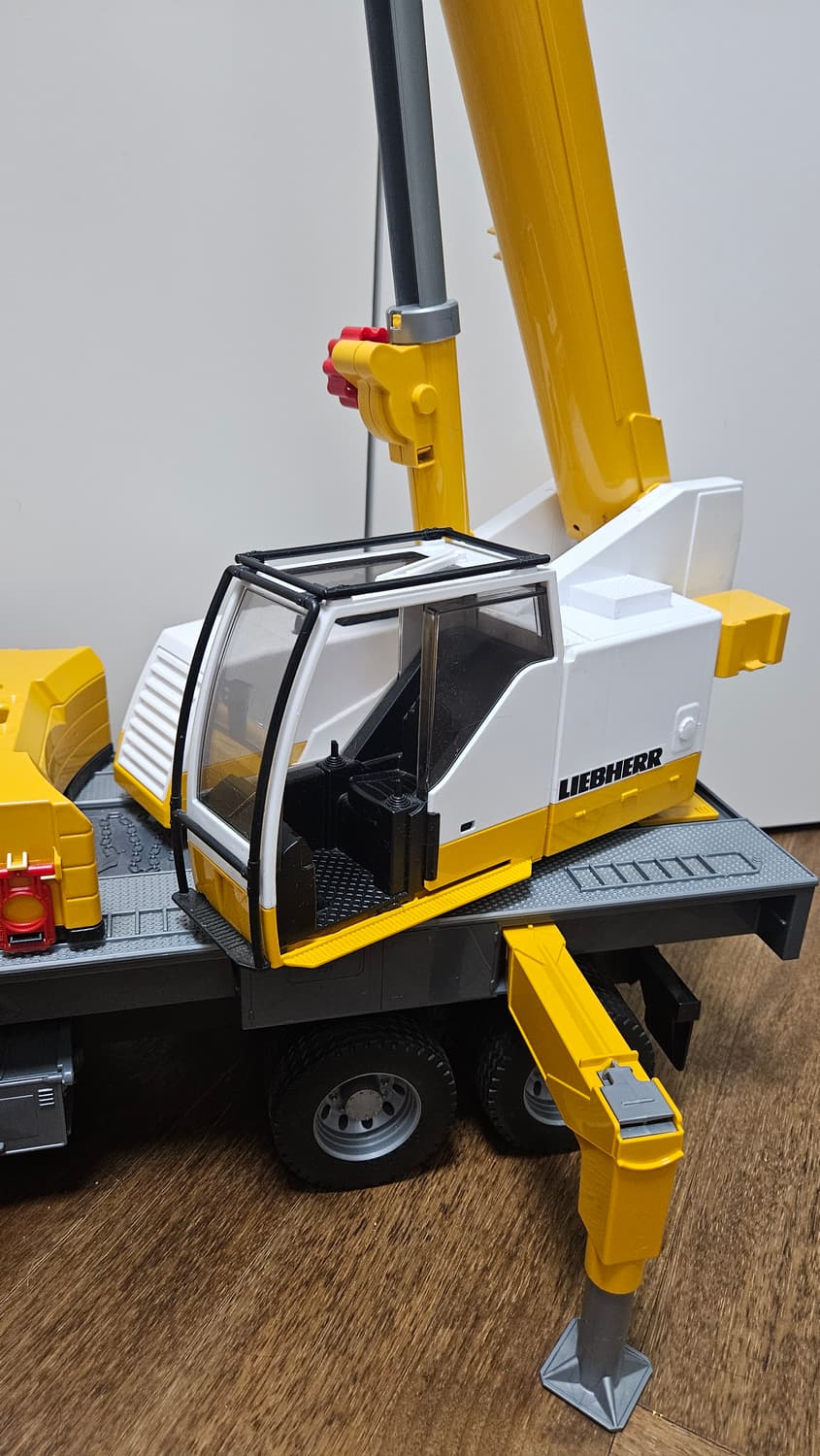 브루더 MACK 크레인 트럭 (LIEBHERR) 상품이미지4