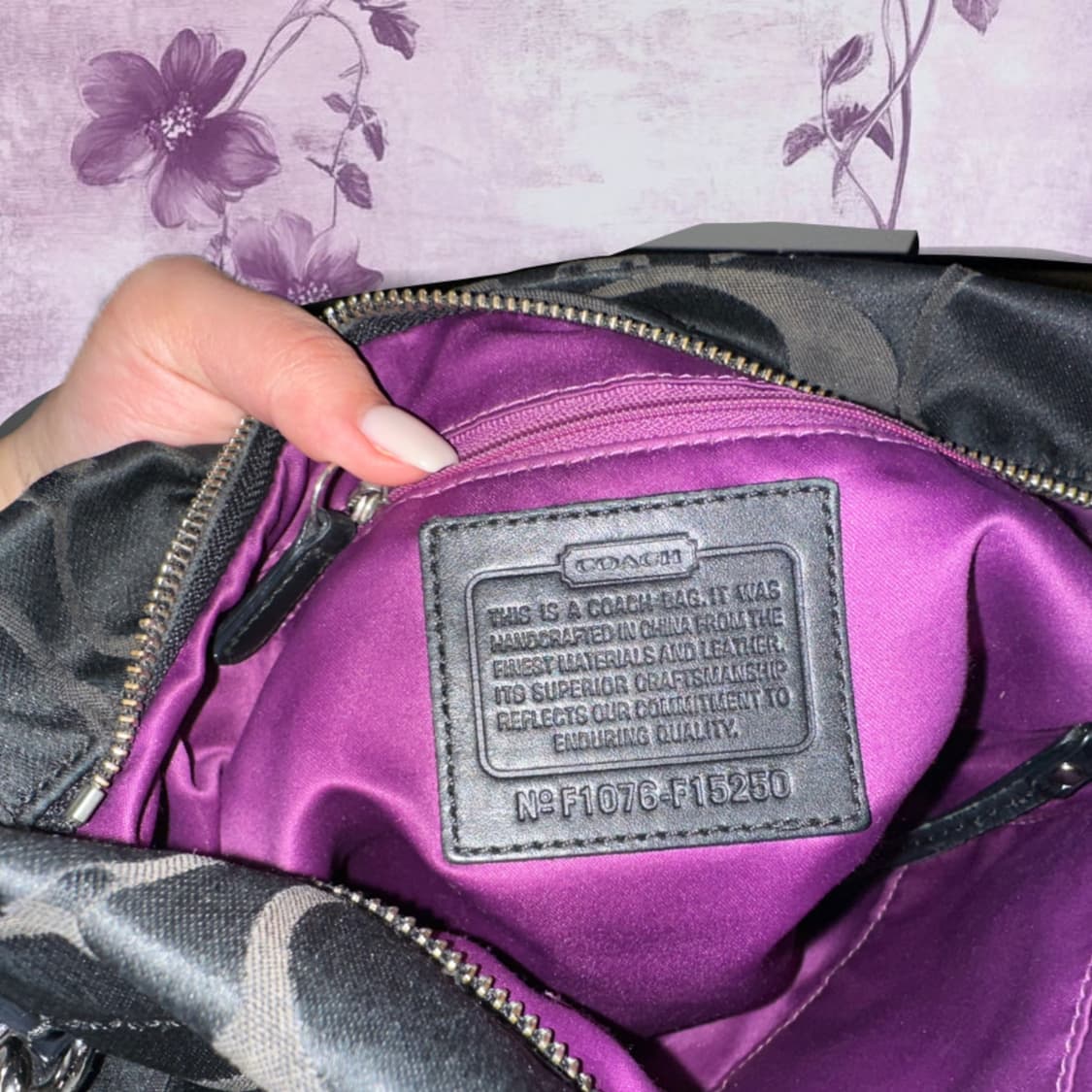 코치 블랙 숄더백 상품이미지4