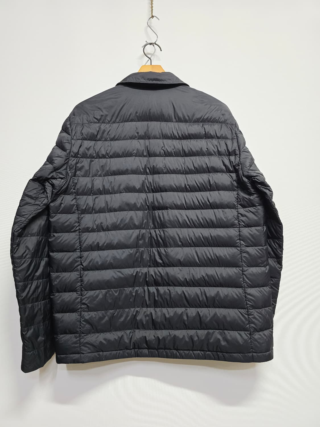 무신사스탠다드  블랙 경량 패딩 L 상품이미지6