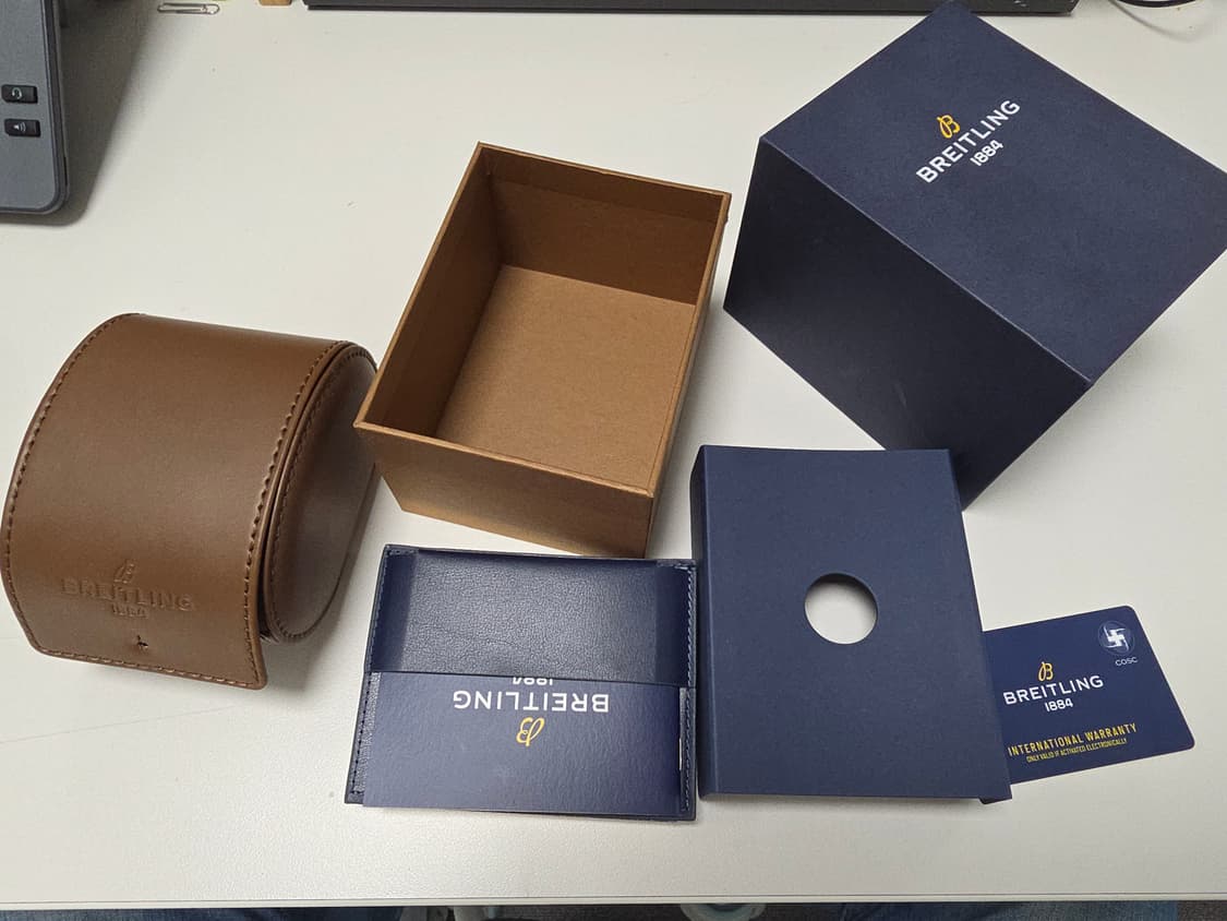 브라이틀링 인듀어런스 프로44 팝니다 상품이미지3