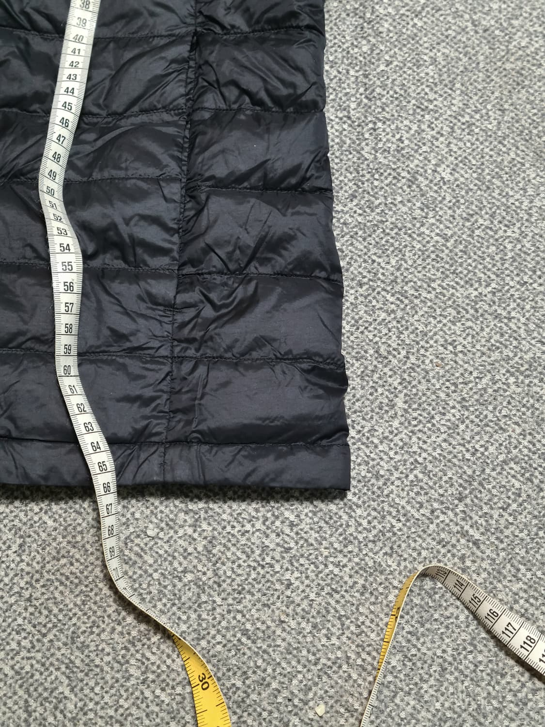 유니클로 초경량 구스  패딩 조끼 베스트 XL 블랙 상품이미지5