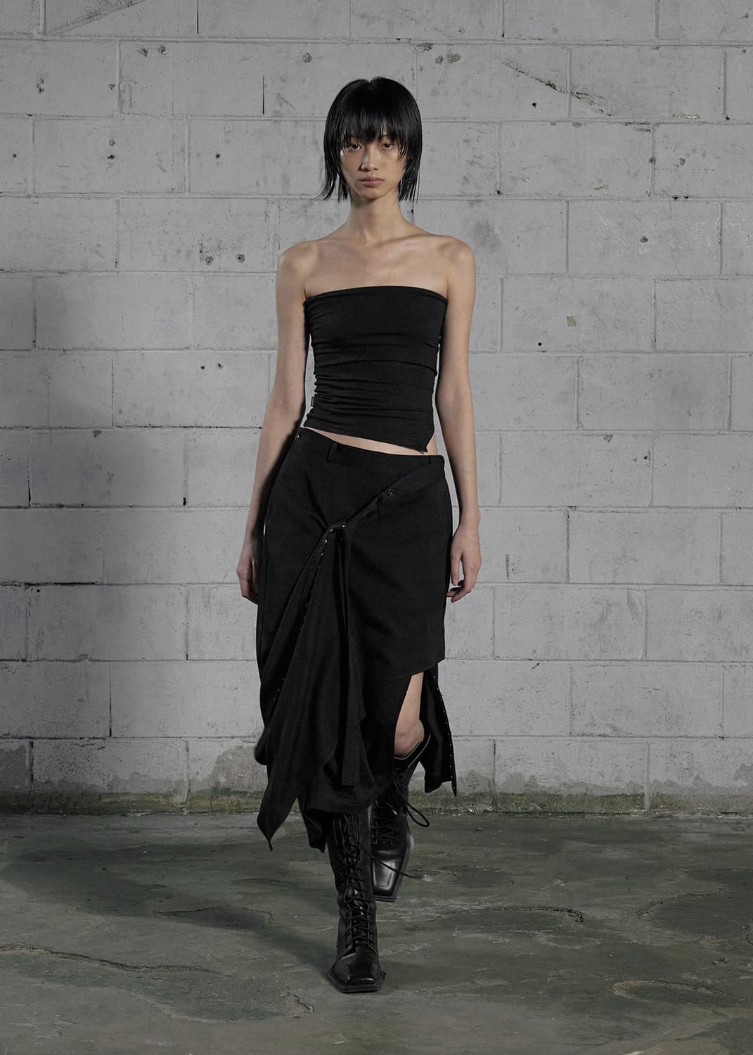 보헤미안서울 UNBALANCED DRAPE SKIRT, BLACK 상품이미지3