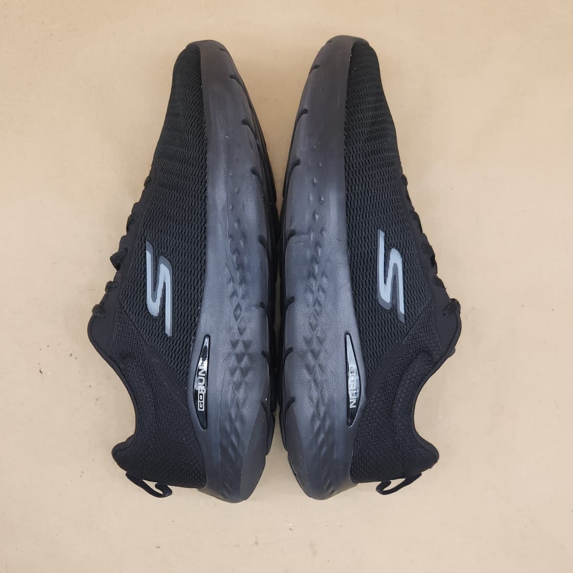 스케쳐스 고런 라이트 남성런닝화280 상품이미지5