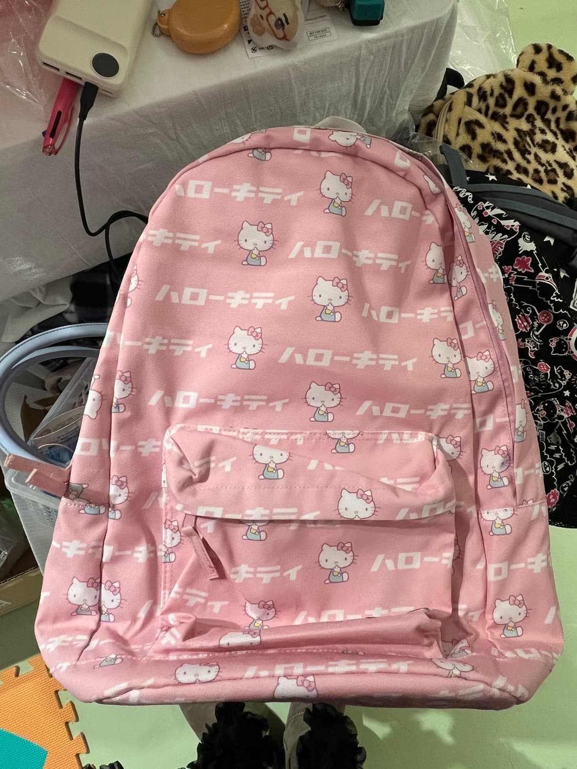 2017 헬로키티 레터링 백팩 🍓 상품이미지3