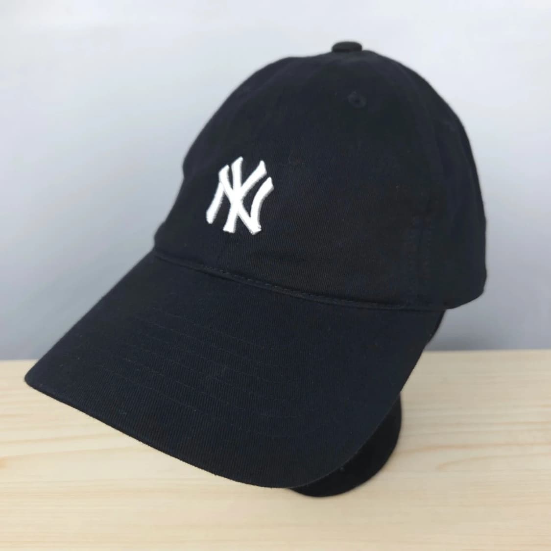 프리 / MLB NY 스몰로고 블랙 볼캡 모자 상품이미지1