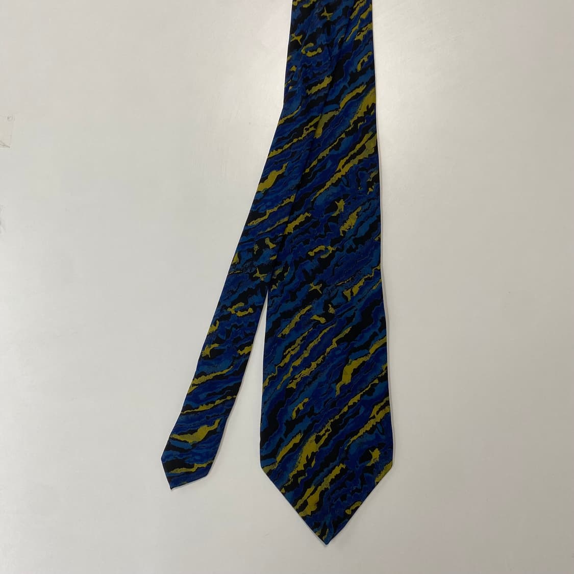 펜디(FENDI) 명품 정품 넥타이 상품이미지1