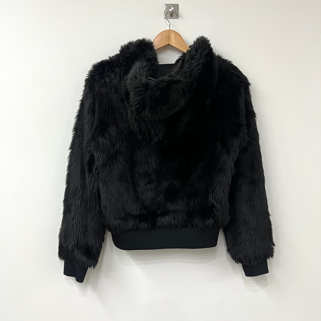 아디다스 파이어버드 크롭 퍼 후드집업 상품이미지3