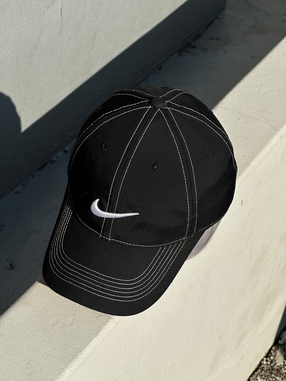 [F] 나이키 로고 스티치 디테일 블랙 볼캡 모자 상품이미지2