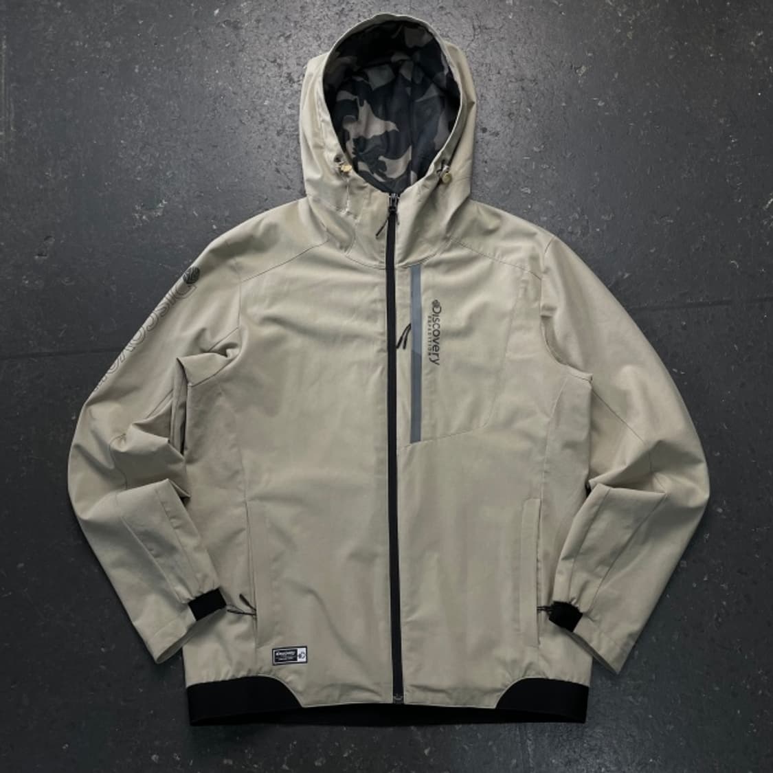 100 디스커버리 바람막이 상품이미지1