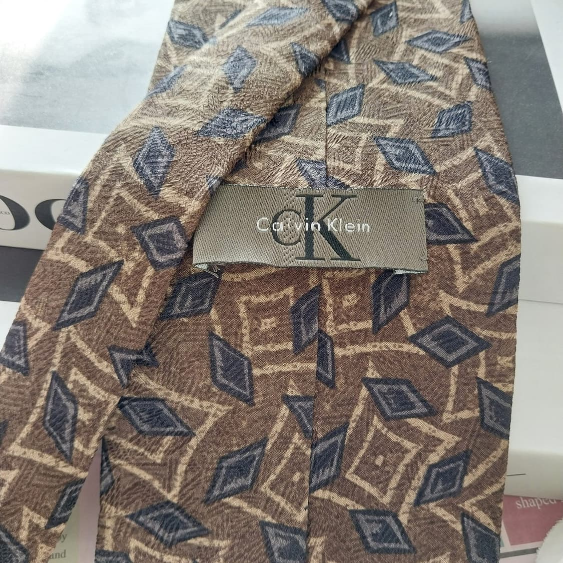 캘빈클라인 실크 브라운 기하 패턴 넥타이 10.5cm A+등급 K1291 상품이미지5