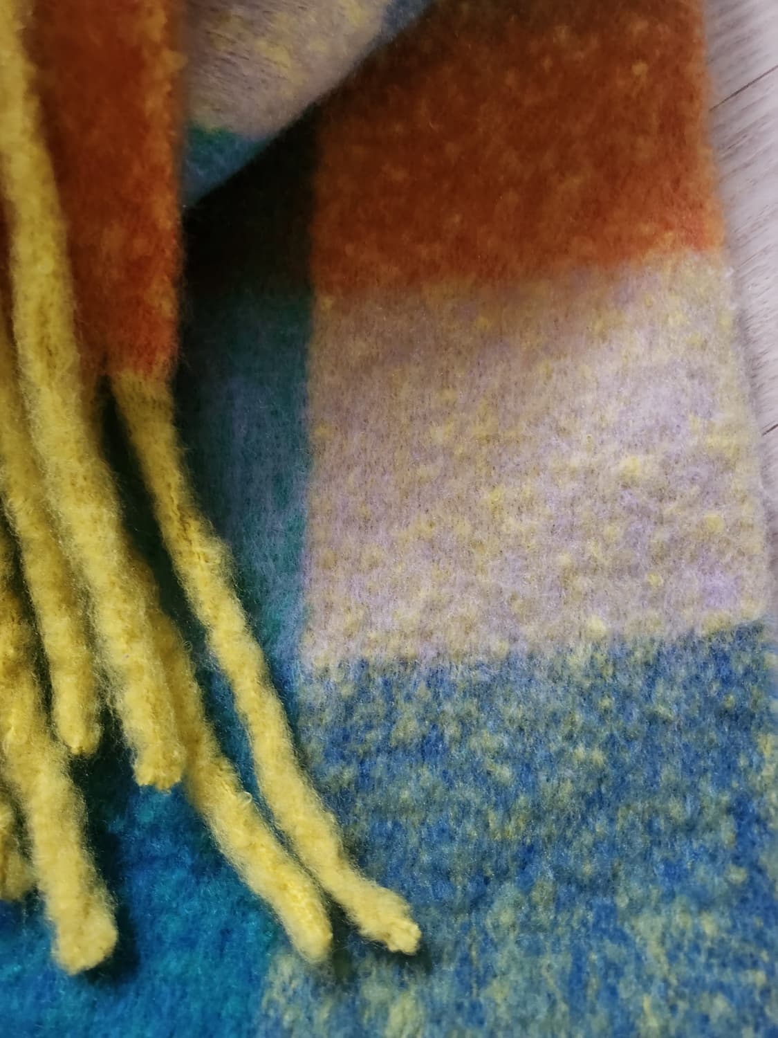 아크네 알파카 울 머플러 상품이미지3