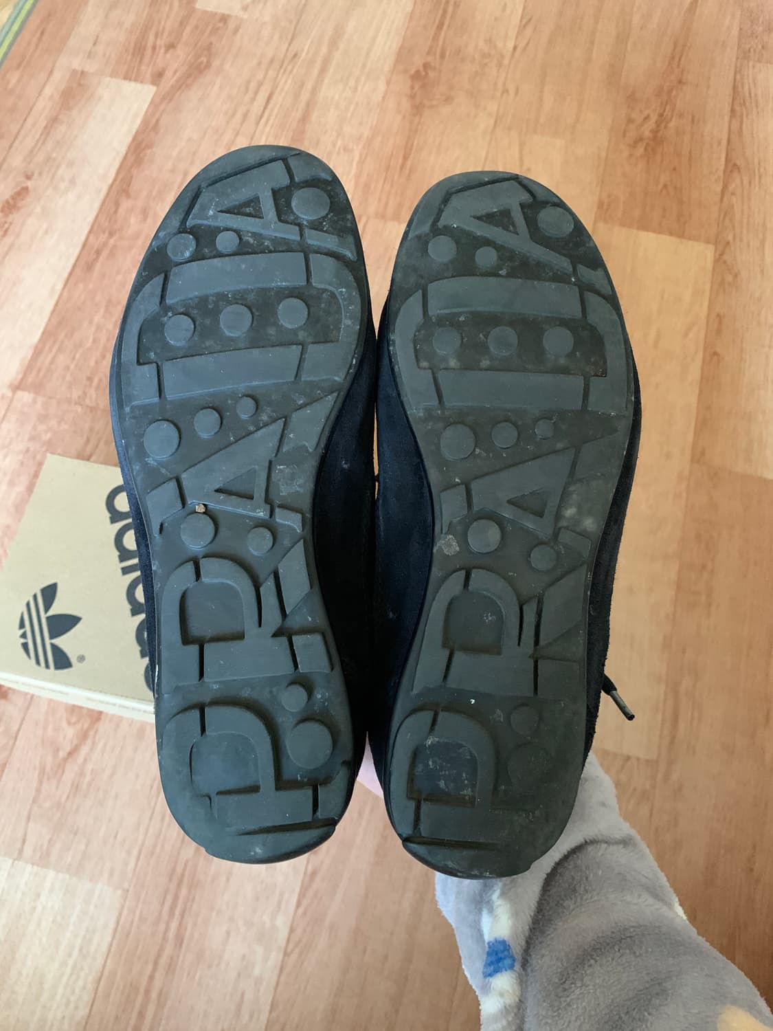 빈티지 프라다 스웨이드 스니커즈 uk7 상품이미지4