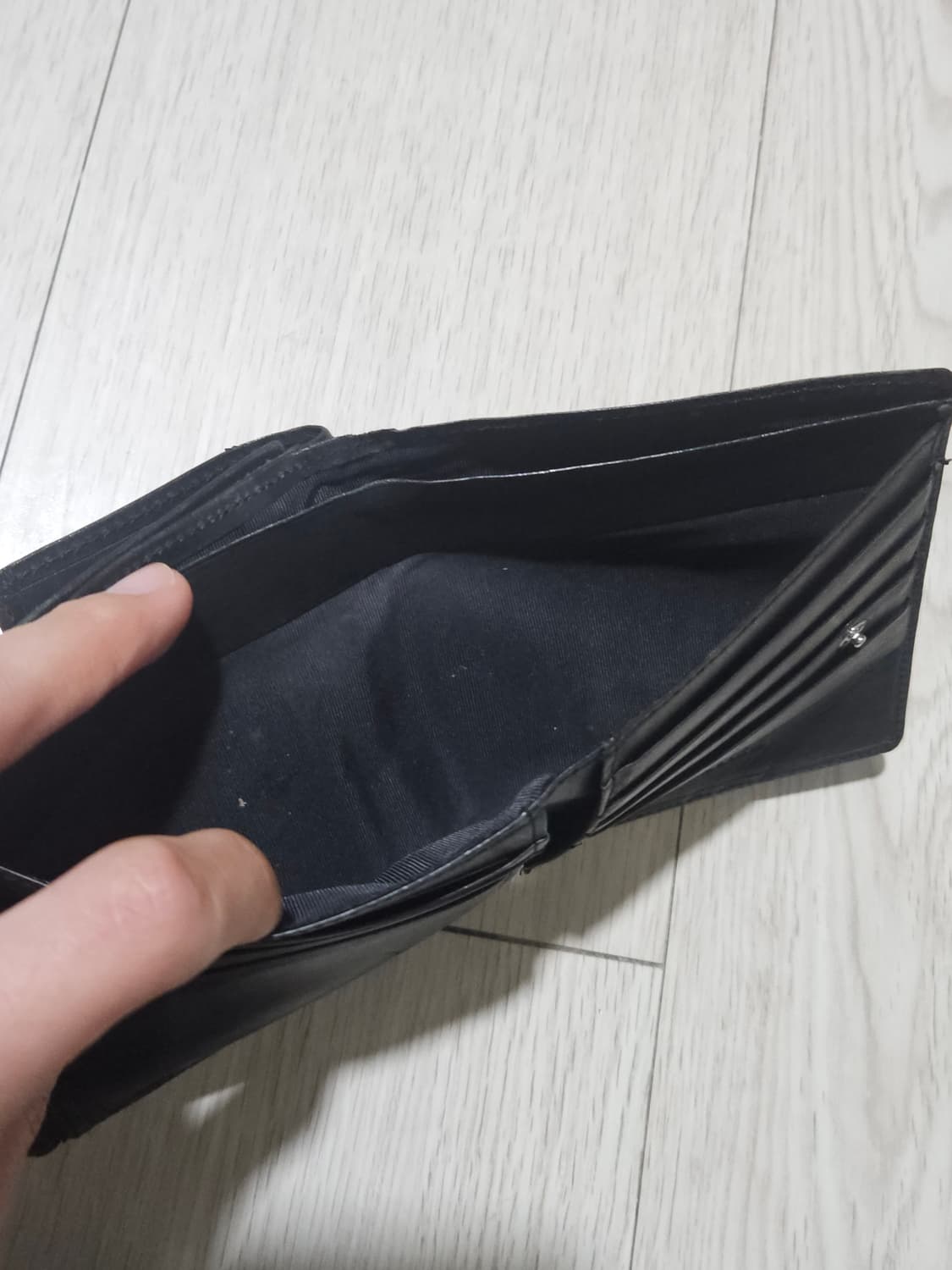 장 폴 고티에 드래곤 자수 아카이브 지갑 상품이미지4