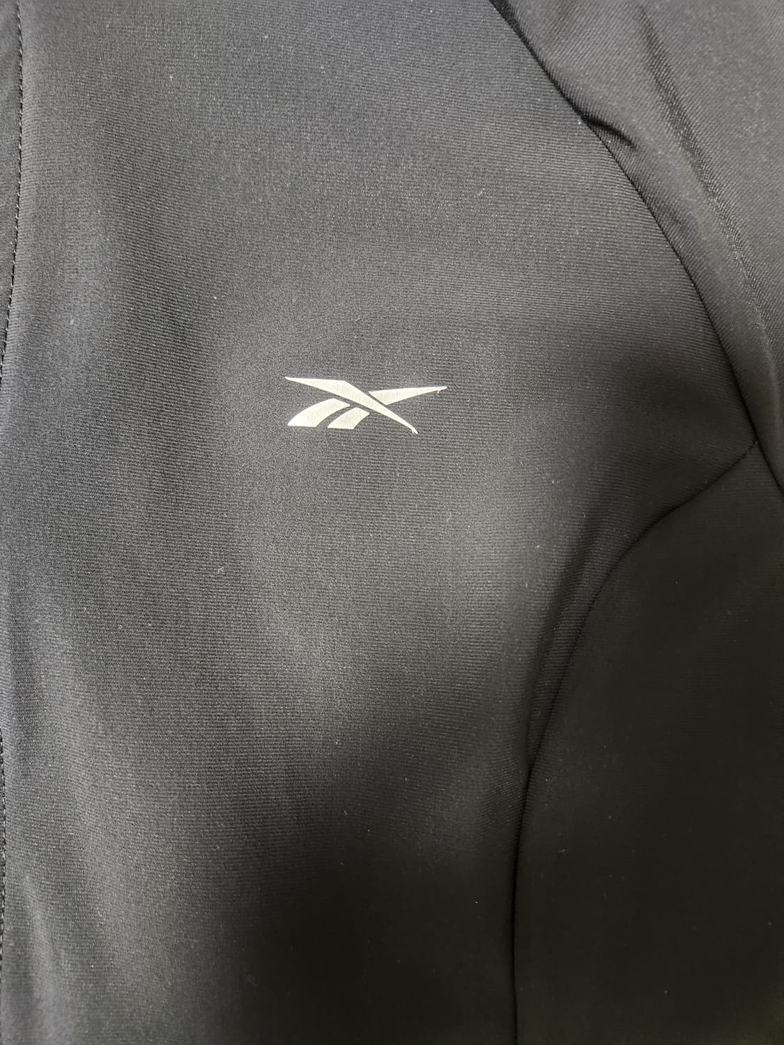 새상품급) 리복 러닝 기능성 쿨링 여성 바람막이 사이즈L

여러 중고사이 상품이미지5