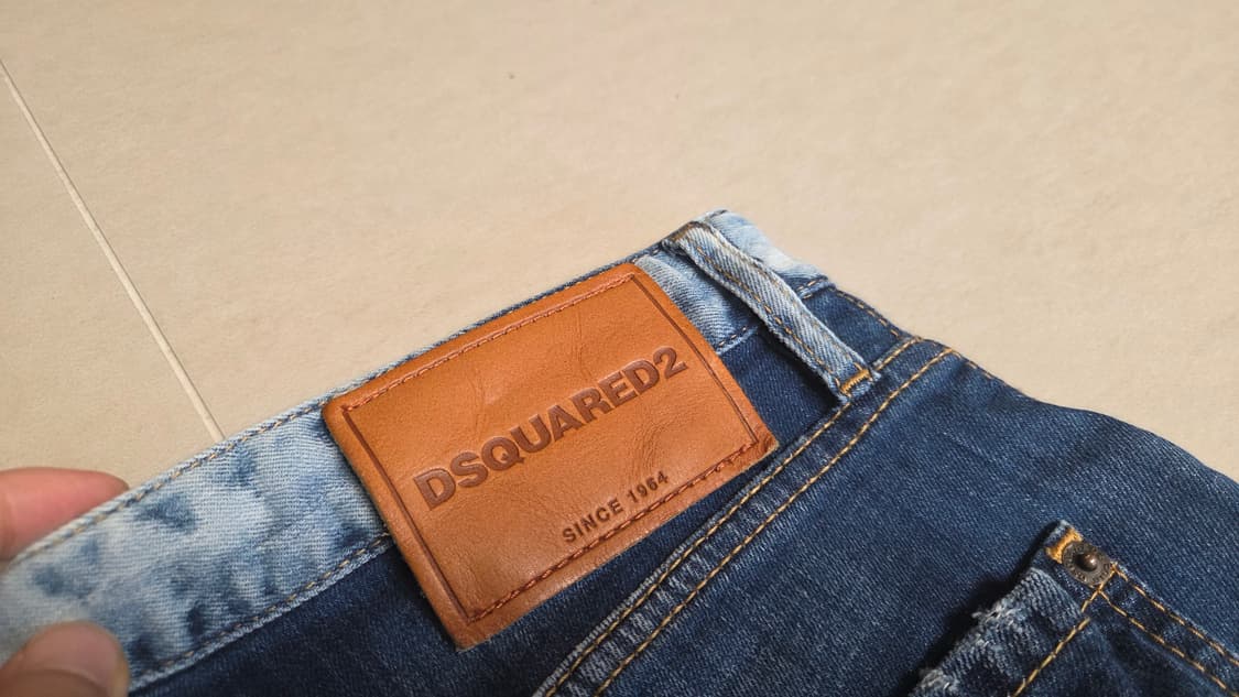 Dsquared2 디스퀘어드  워싱 와이드 데님 반바지 상품이미지6