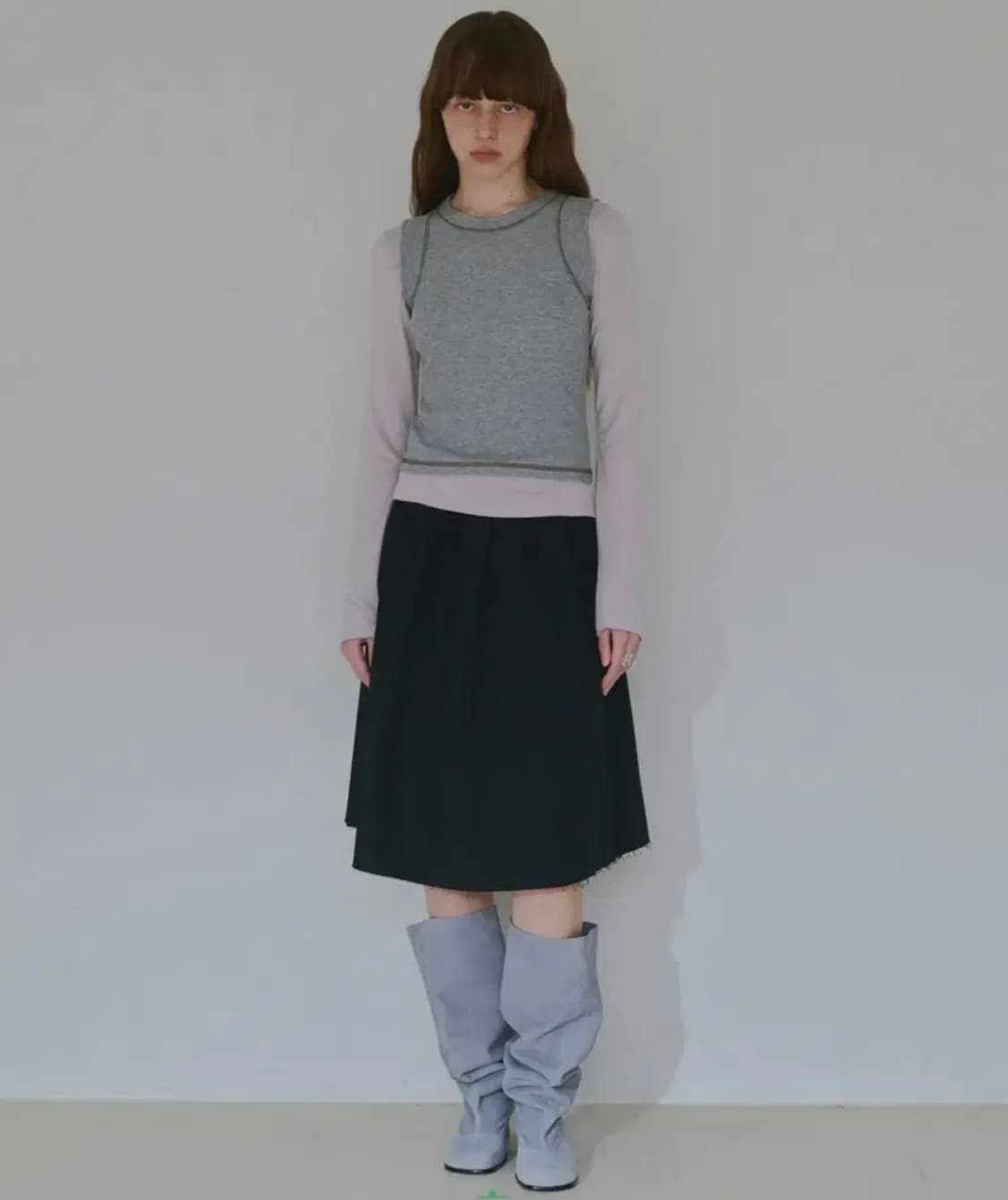 밀로우먼 컷오프 플리츠 스커트 블랙 상품이미지1