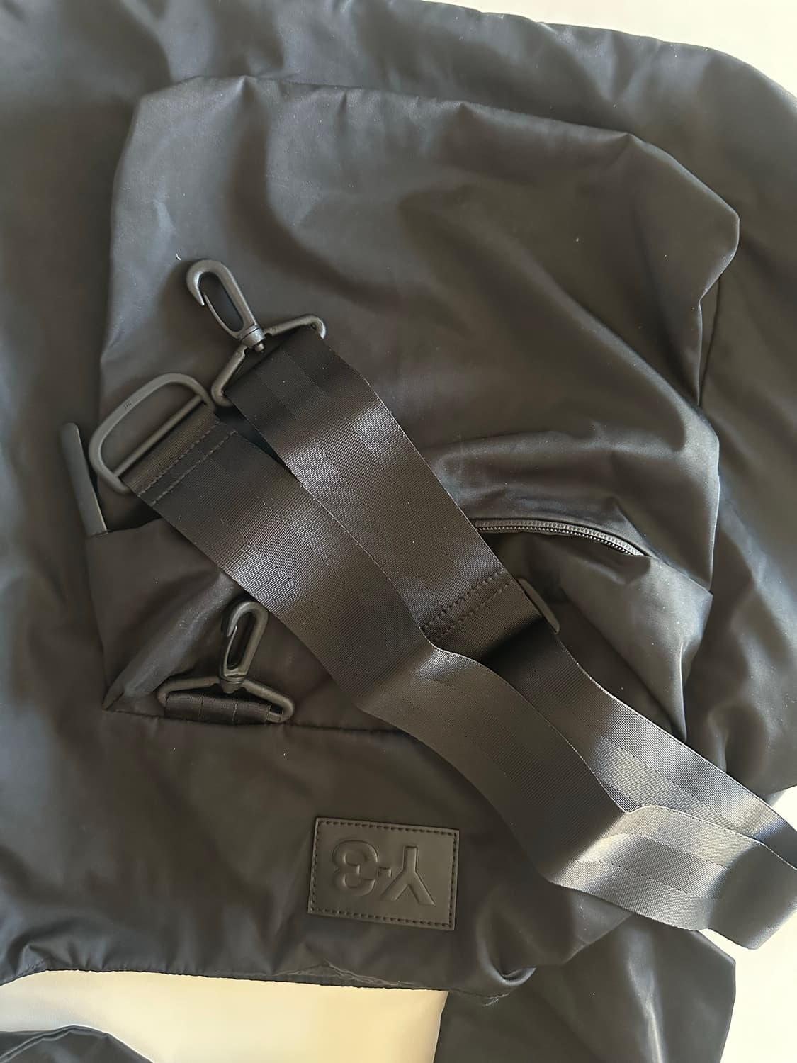 Y-3 크로스백 검정 상품이미지4