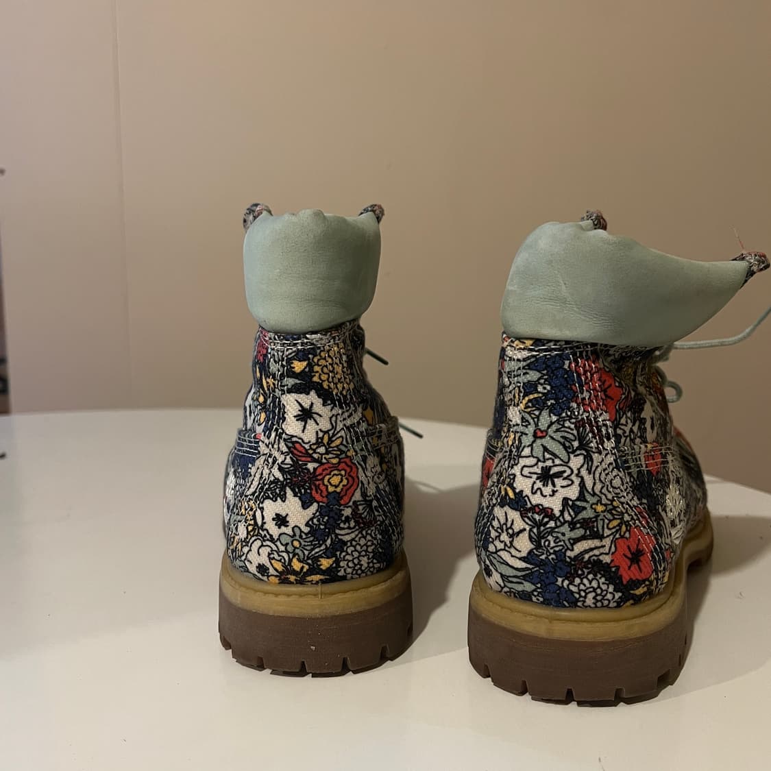 팀버랜드 6인치 프리미엄 플로럴 리미티드 에디션 상품이미지3