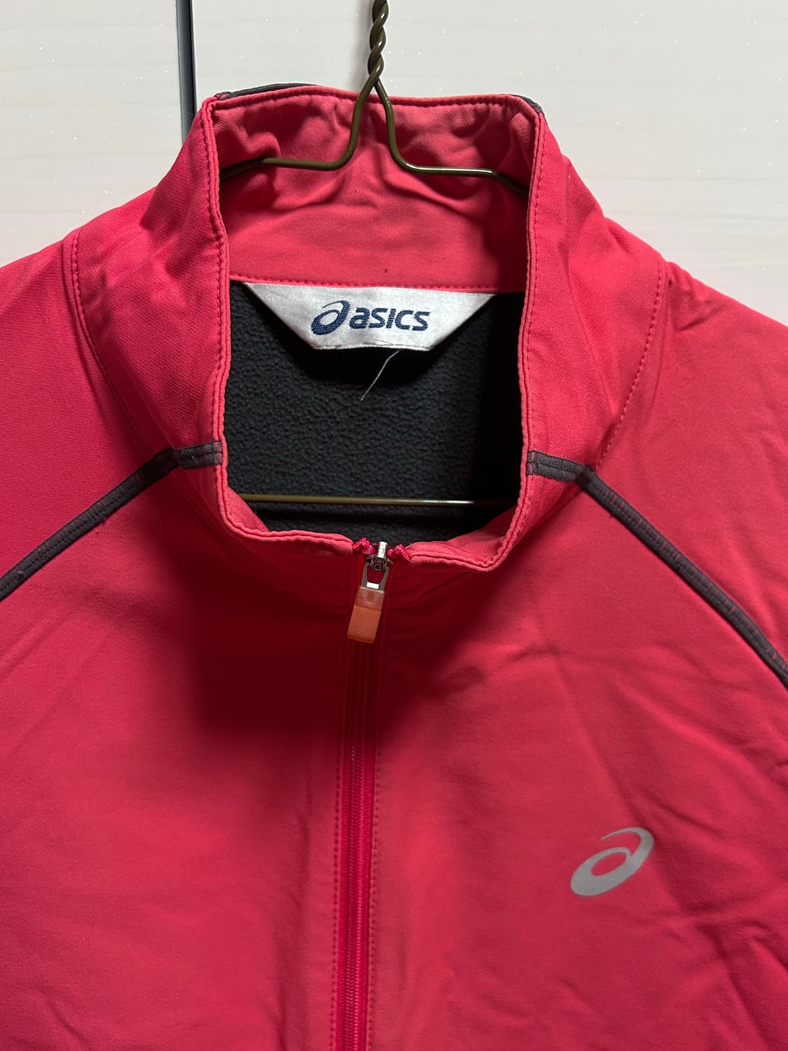 아식스 런닝 자켓 100 상품이미지2