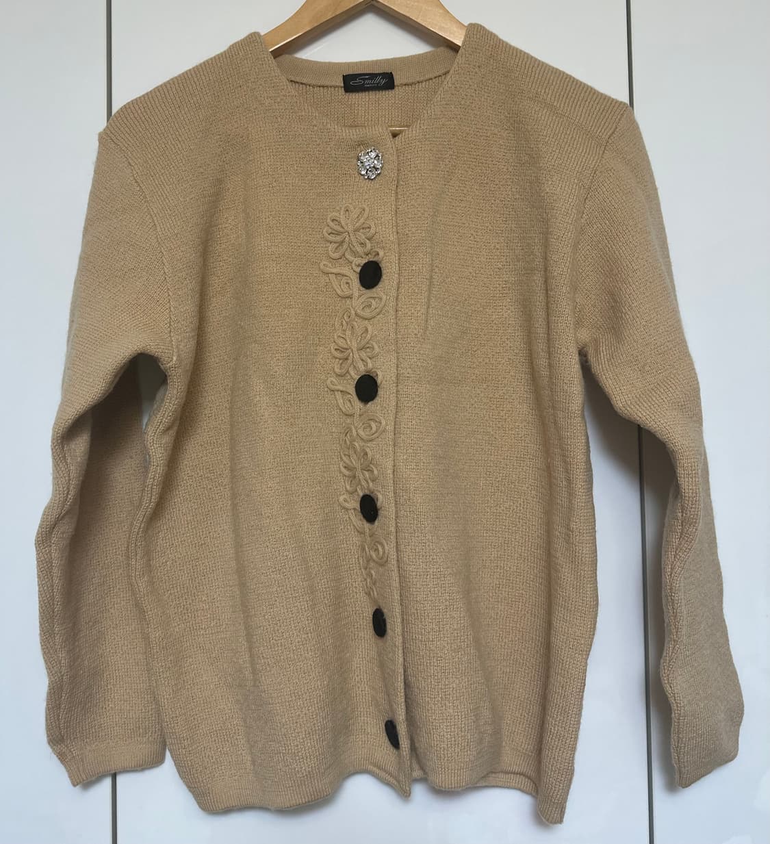 Smilly 베이지색 울100가디건 상품이미지1