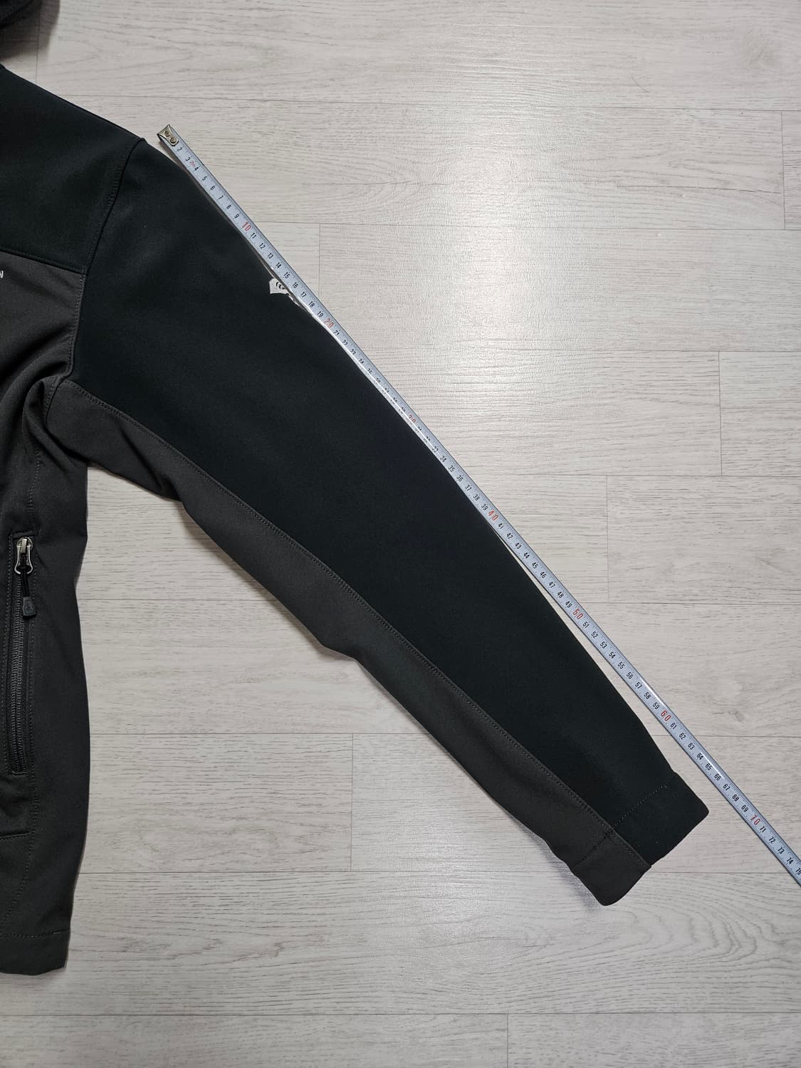 마운틴하드웨어 윈드브레이커 95 상품이미지9