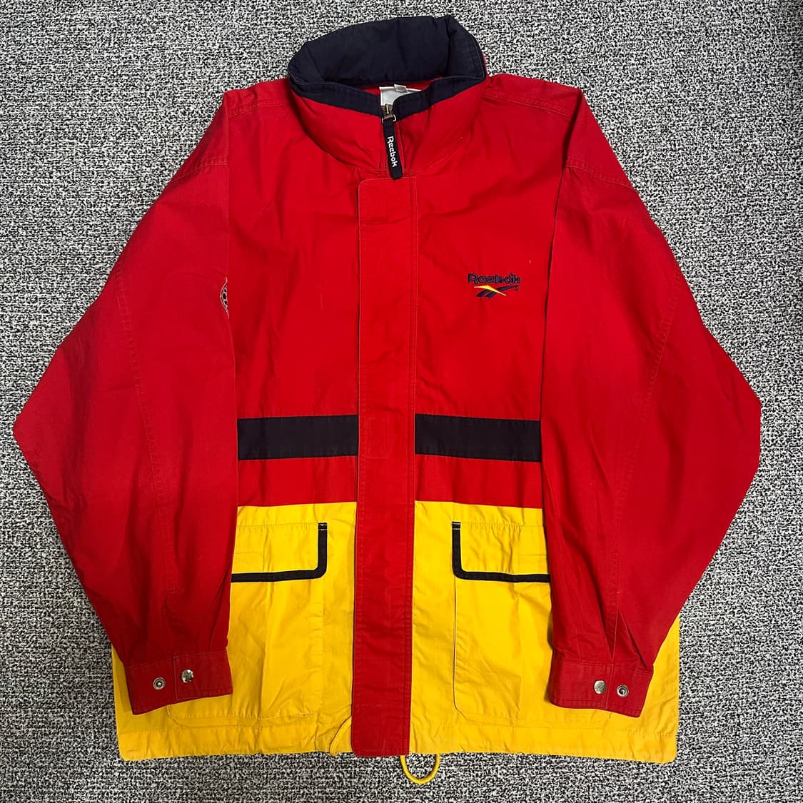 (105) 리복 코튼 바람막이 자켓 레드/옐로우 상품이미지1