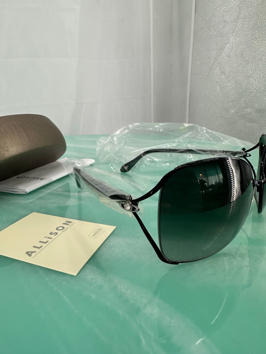 [새상품 무료배송] Made in italy 비비안웨스트우드 선글라스 상품이미지4