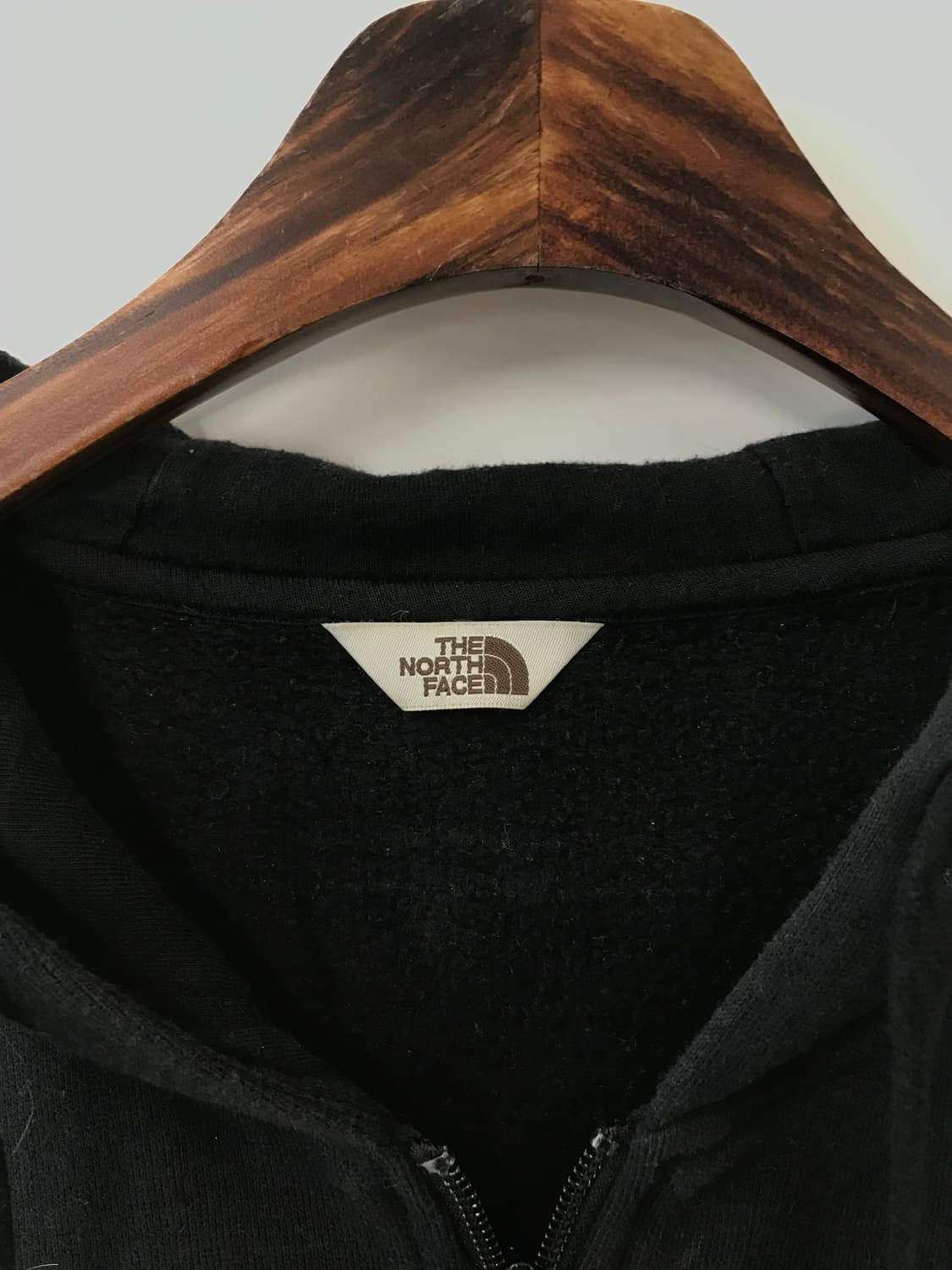 노스페이스 자수로고 블랙 후드집업 상품이미지8