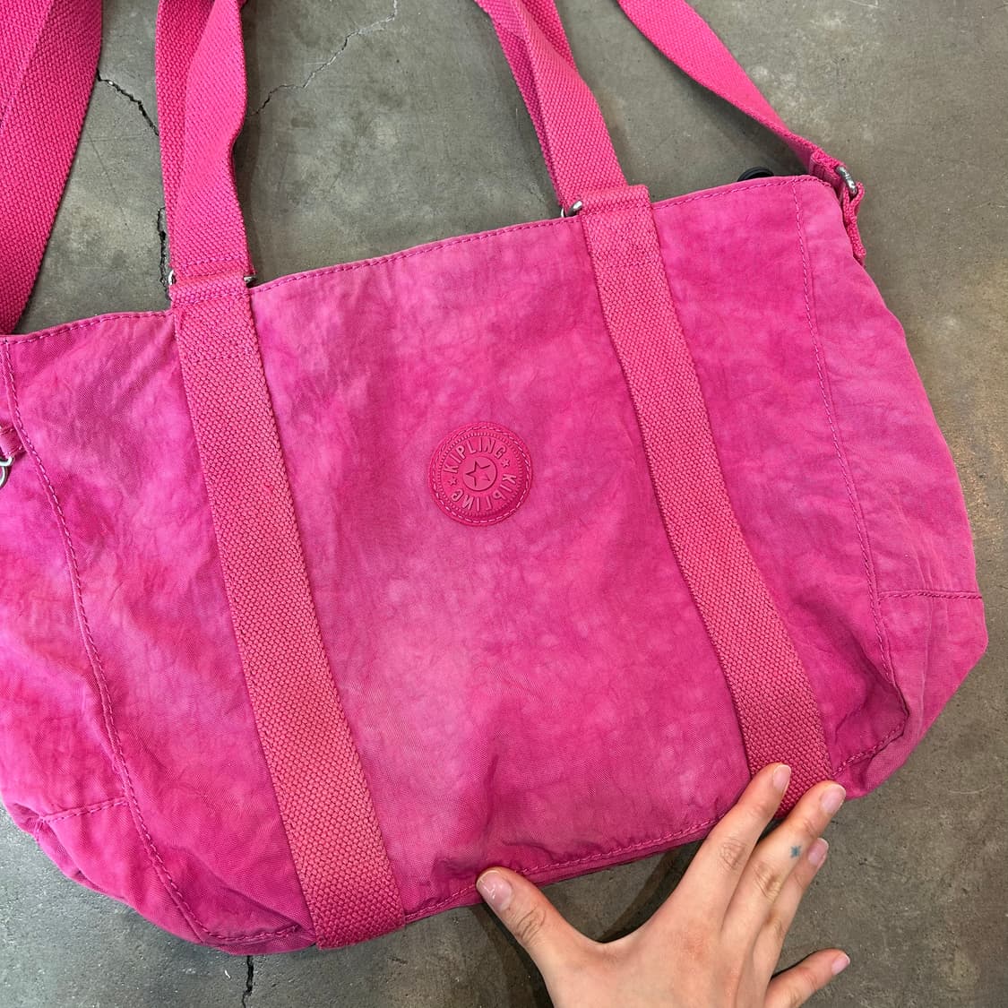 키플링 핑크 크로스백 상품이미지2