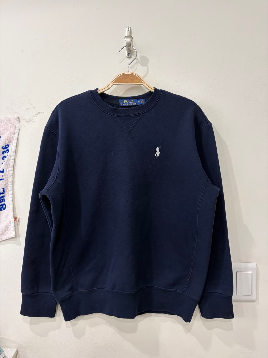 117. 폴로 맨투맨 상품이미지1