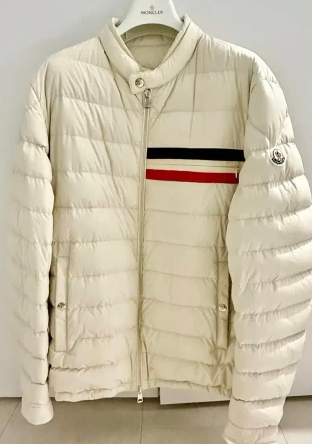 몽클레어 예레스 경량 패딩 상품이미지1