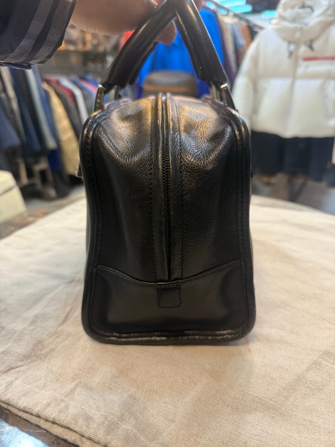 정품 로에베 아마조나 28 팝니다 상품이미지2