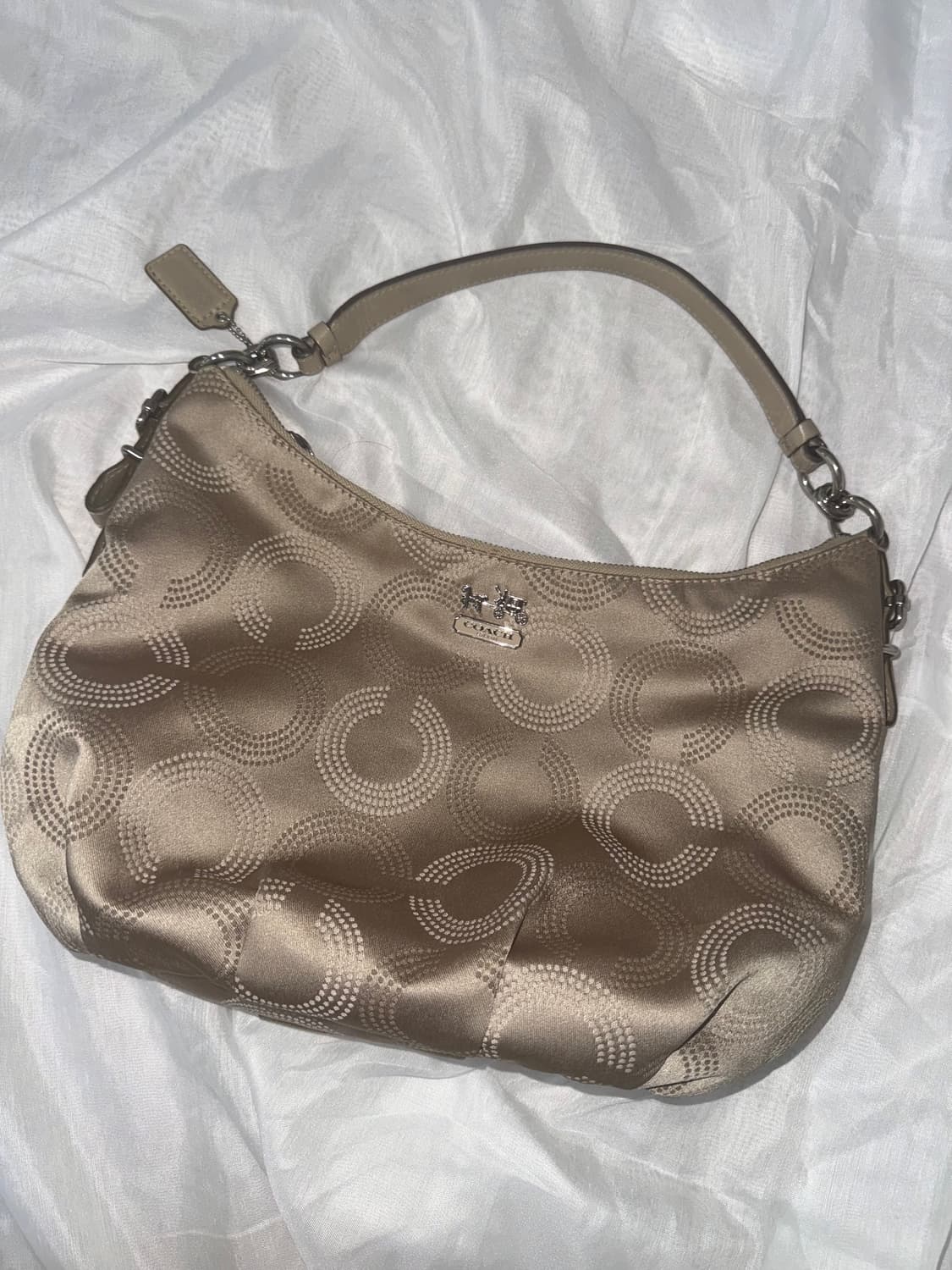 코치 베이지 숄더백 상품이미지3