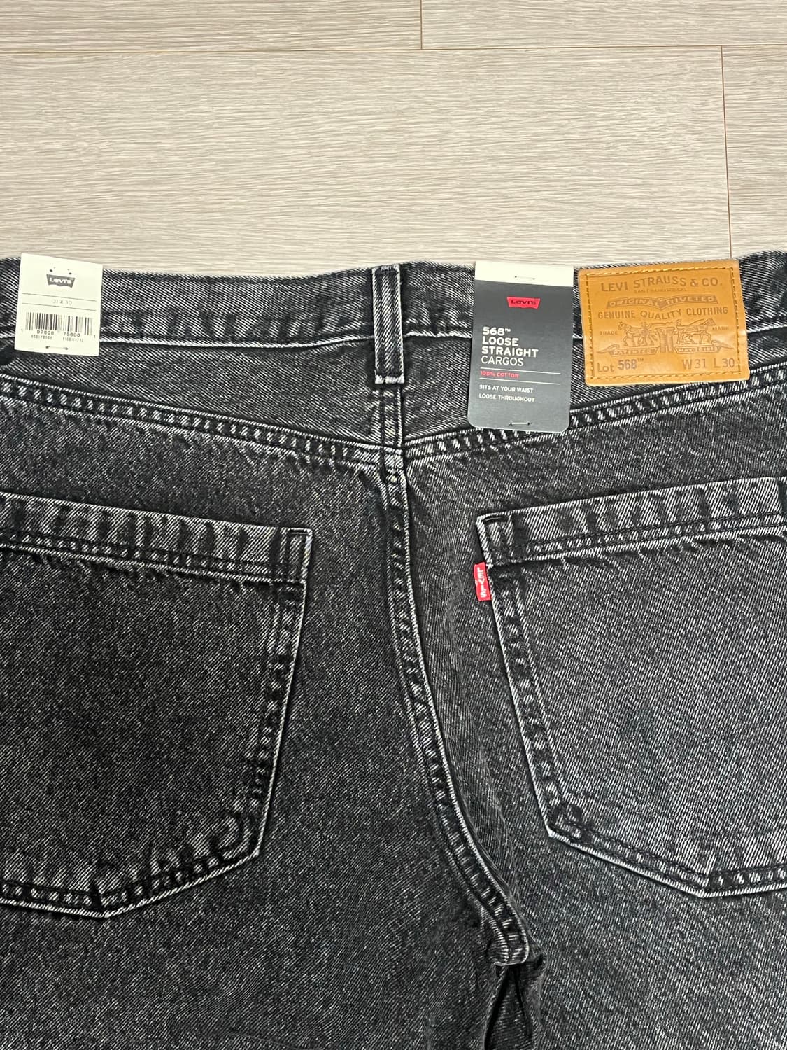 (새상품) 리바이스 568 블랙 데님 카고 팬츠 프리미엄 라인 상품이미지5